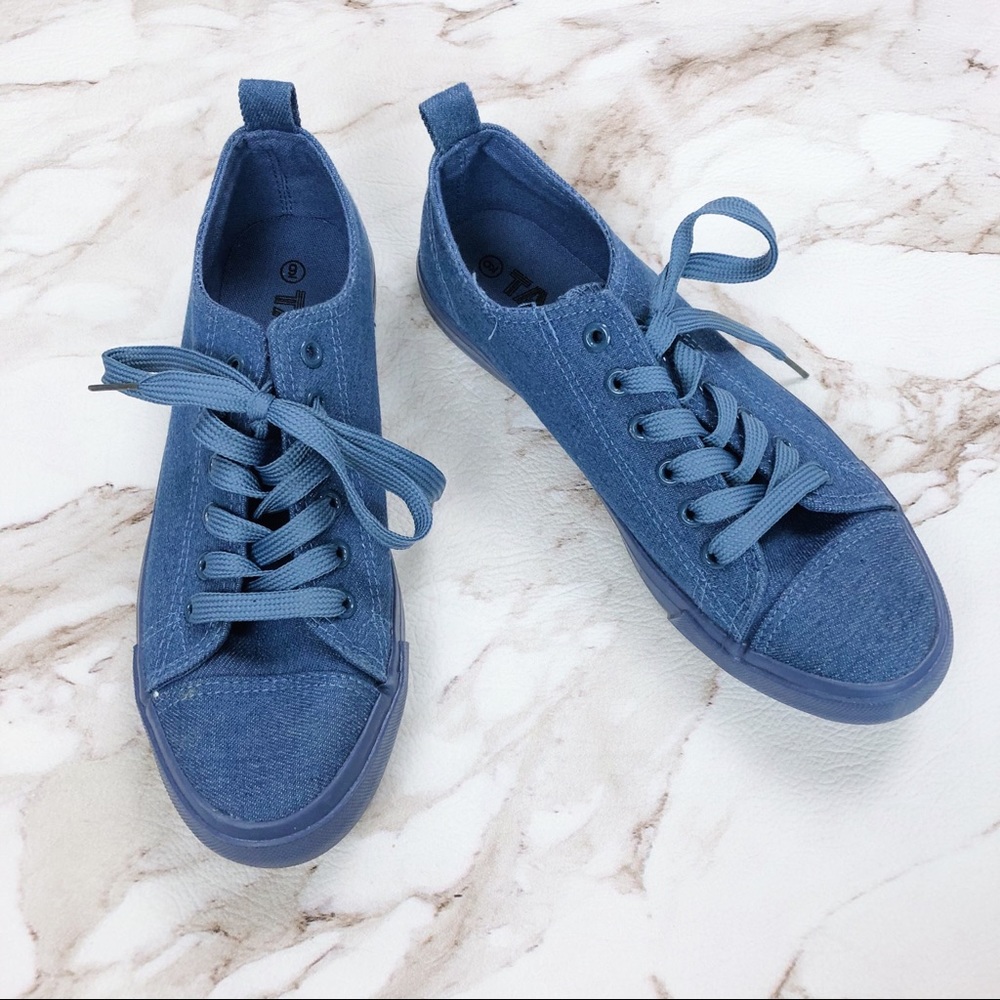 Taxi Sneakers